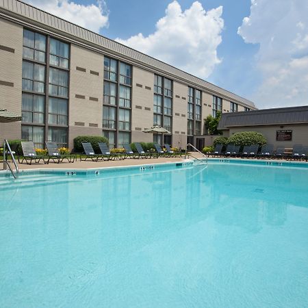 Holiday Inn Cincinnati-Riverfront, An Ihg Hotel Covington Exterior photo
